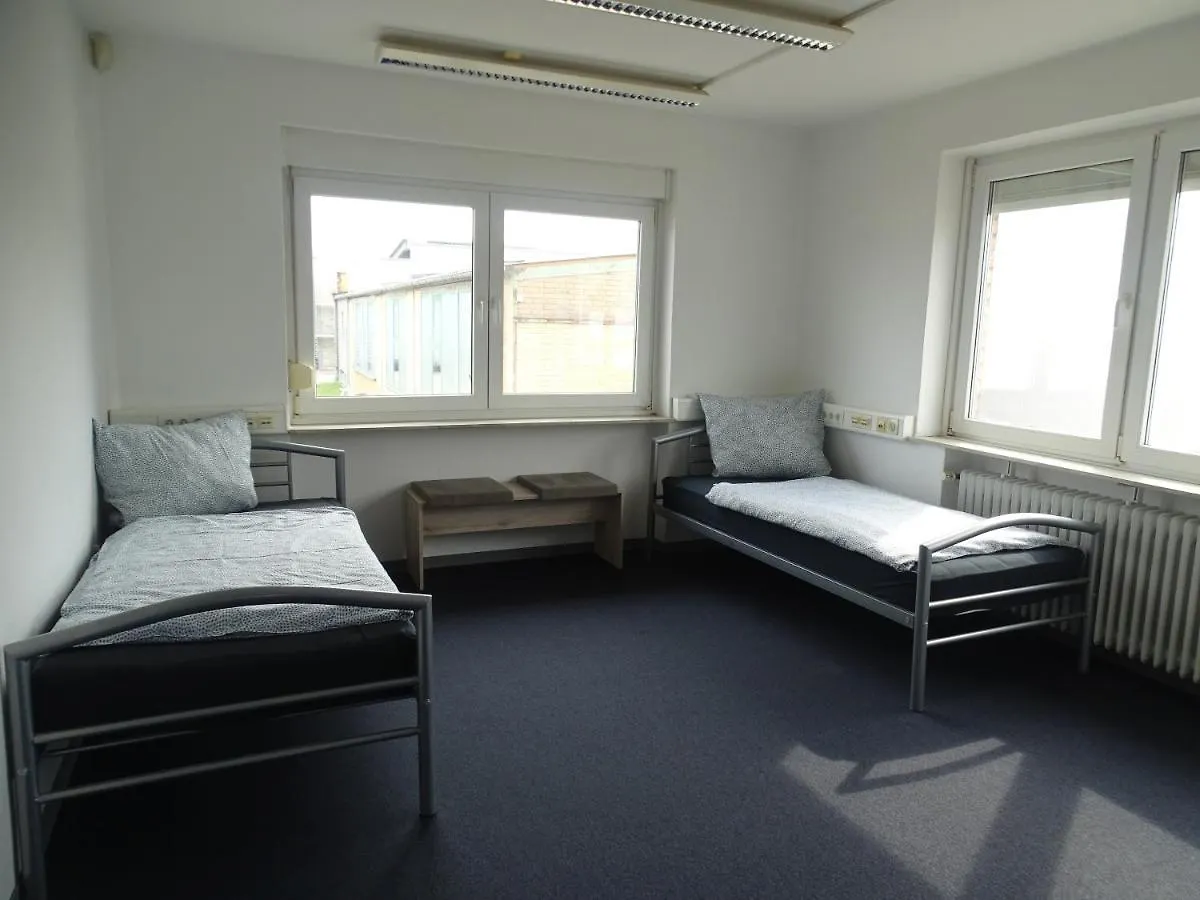 2 Monteurwohnung Messewohnung Bis Zu 8 Personen Langenhagen Berliner Allee 26 Eg Hanôver