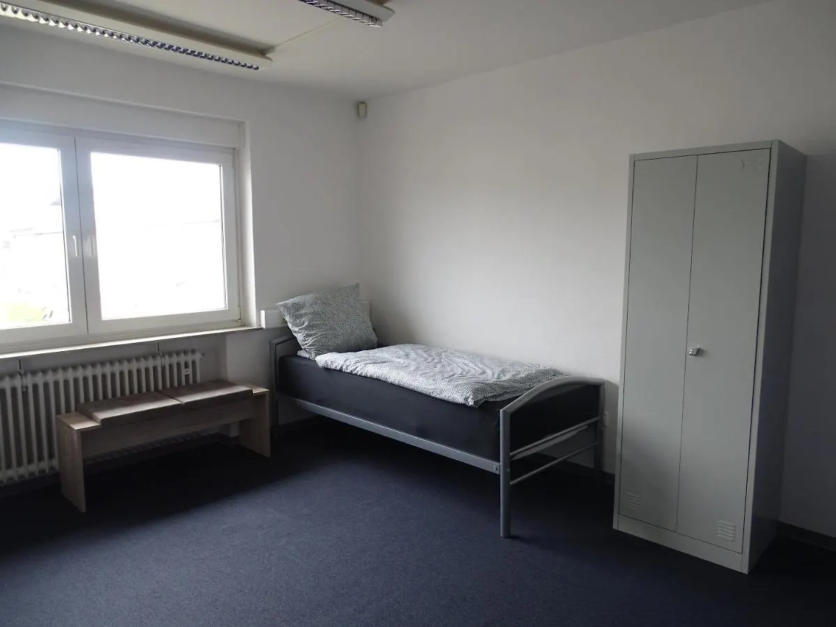 2 Monteurwohnung Messewohnung Bis Zu 8 Personen Langenhagen Berliner Allee 26 Eg Hanôver Alemanha